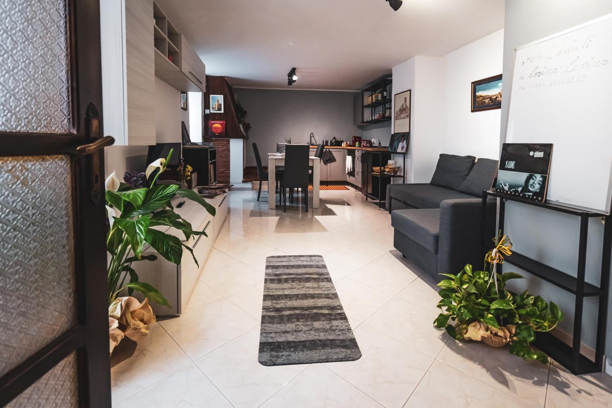 Casina Carina - Intero Appartamento Indipendente Alatri Exterior foto